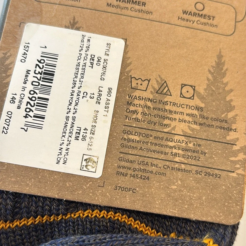 Signature Gold Signature Collection Men's Aztec Crew Camp Socks 2 Pack